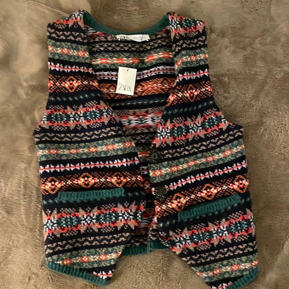 super cute multicolored patterned wool vest with buttons